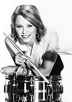 Gina Schock